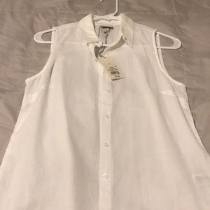 White cotton sleeveless button down